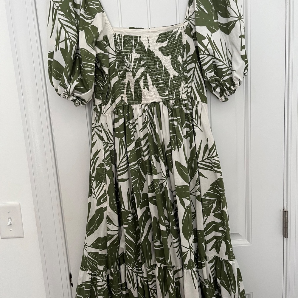 Abercrombie Emerson Green Leaf Print Maxi Dress – Size M Tall - Picture 4 of 4